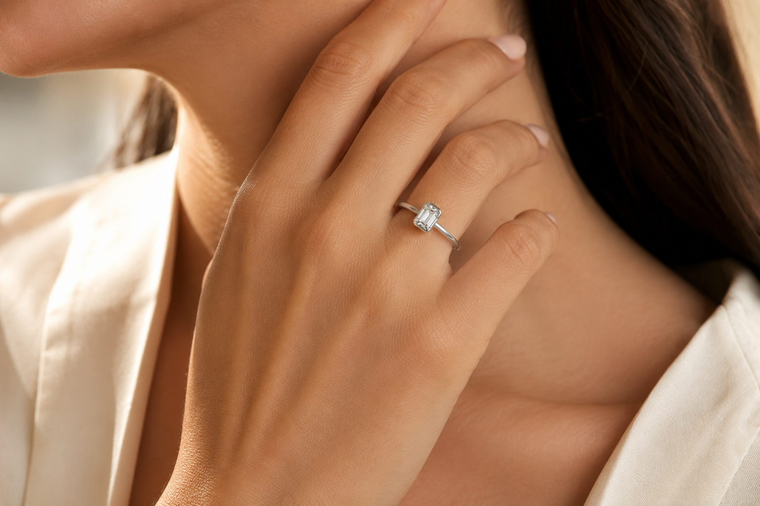 Anillo Isela Esmeralda de Moissanita 0,8 ct en Plata de Ley 925