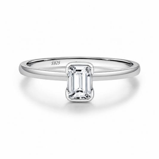 Anillo Isela Esmeralda de Moissanita 0,8 ct en Plata de Ley 925