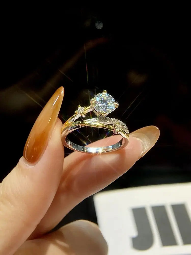 ANILLO ESTELA — Moissanite Princesa 1CT