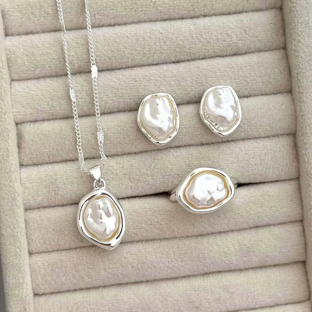 Exggerated Golden Baroque Imitation Pearl Jewelry Set for Women Vintage Snake Chain Necklace Open Cuff Bangle and Ring Jewellry