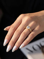 ANILLO CIELO — Moissanite Blanca 1CT