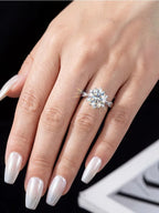 Anillo Isela Solitario de Moissanita en Plata de Ley 925