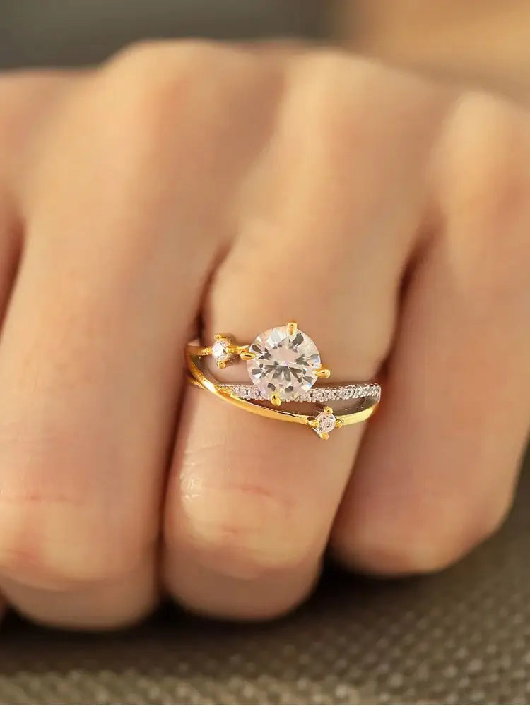 ANILLO ESTELA — Moissanite Princesa 1CT