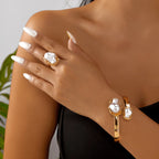 Set Aurelia